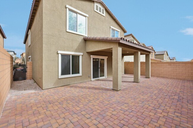 Building Photo - 10971 Meridian Flds Ave