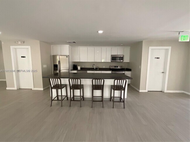 Building Photo - 8075 SW 107th Ave