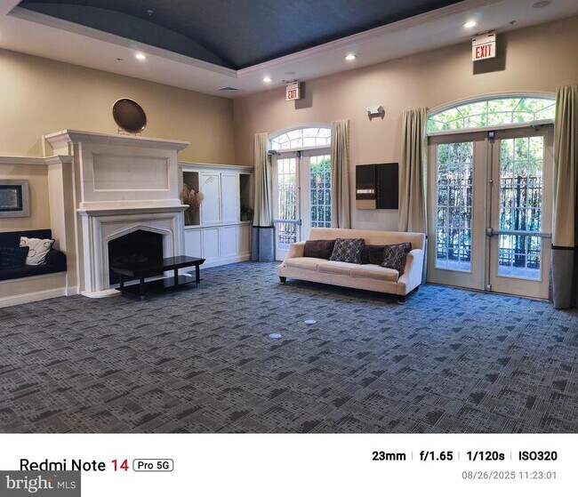 Building Photo - 42506 Hollyhock Terrace