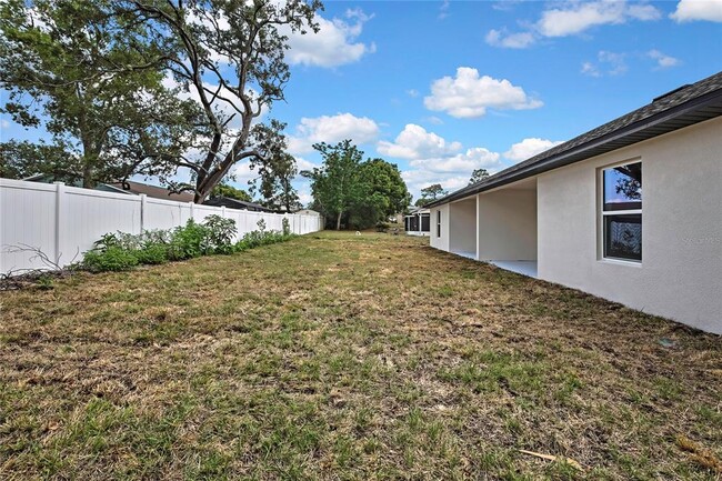 Building Photo - 3390 Dristol Ave