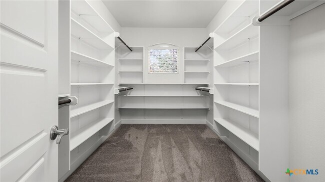 Building Photo - 961 N Academy Ave