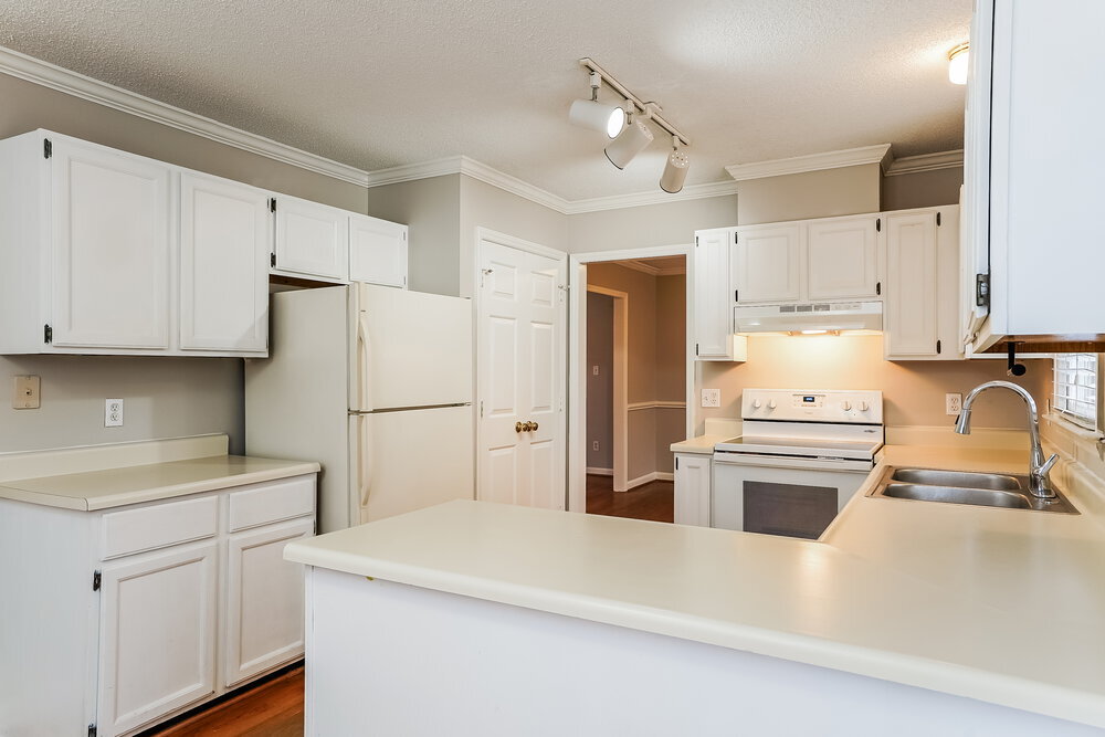 Building Photo - 4400 Birmingham Way