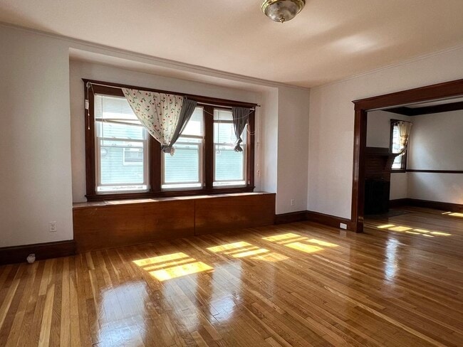 Building Photo - 17 Cheriton Rd