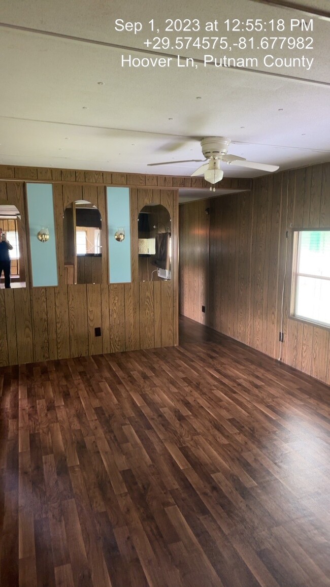 Building Photo - 103 Hoover Ln
