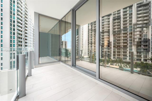 Building Photo - 300 Biscayne Boulevard Way