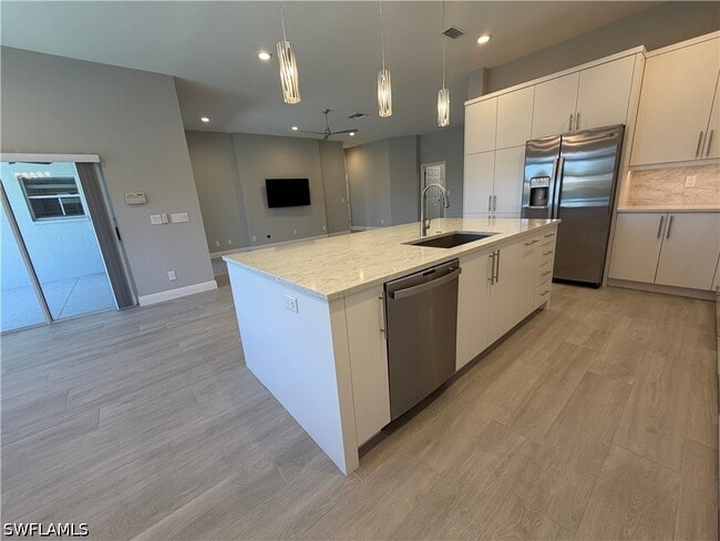 Building Photo - 7080 Timberland Cir