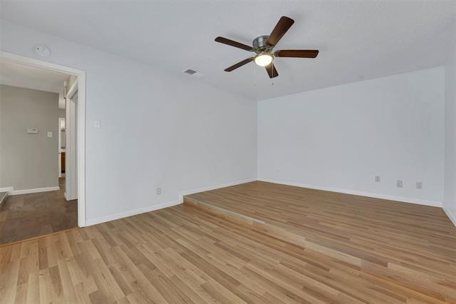 Building Photo - 1901 Vail Dr