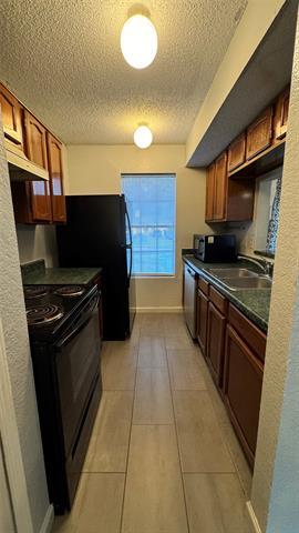 Building Photo - 1417 Caplin Dr
