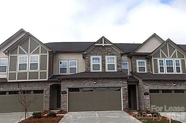 Building Photo - 5633 Garrow Glen Rd