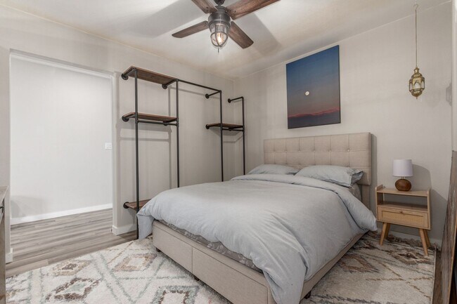 Building Photo - Charming 1 bedroom, 1 bath Condo