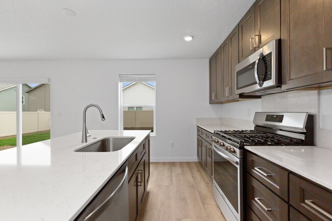 Building Photo - 6658 W Aileron St