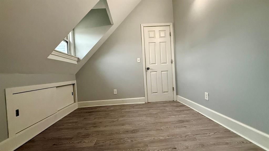 Building Photo - 209 Cottage St.