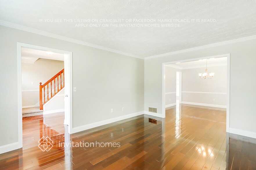 Building Photo - 3206 Elizabeth Ln