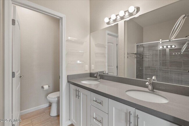 Building Photo - 1406 W Main St