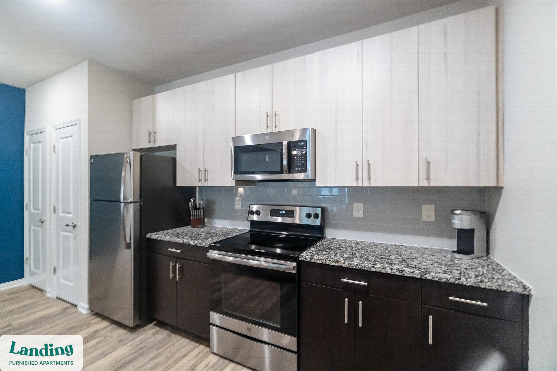 Building Photo - 655 W Mallard Creek Church Rd