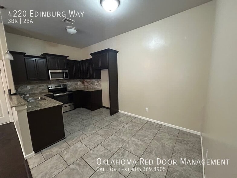 Building Photo - 4220 Edinburg Way