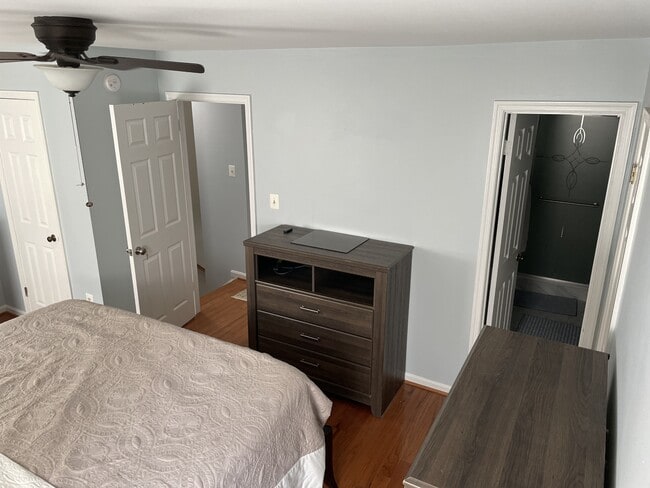 Building Photo - 6108 Castletown Way