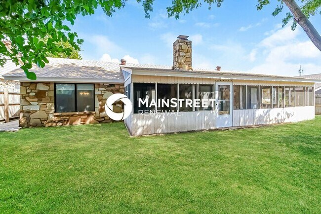 Building Photo - 9405 Briarcreek Dr