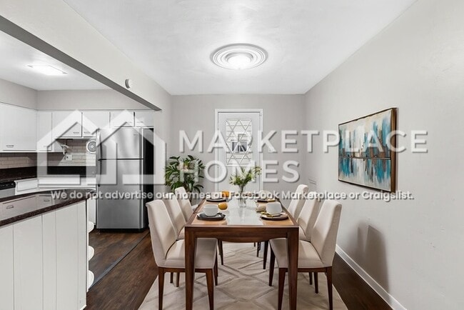 Building Photo - 746 Jefferson Rd