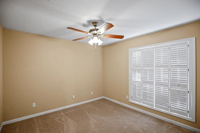 Building Photo - FOR RENT in Dothan , AL!!