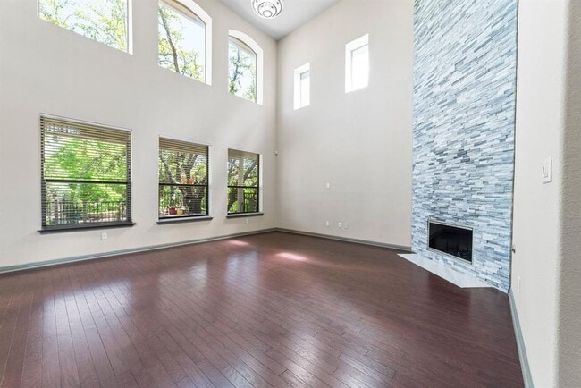 Building Photo - 15312 Spillman Ranch Loop