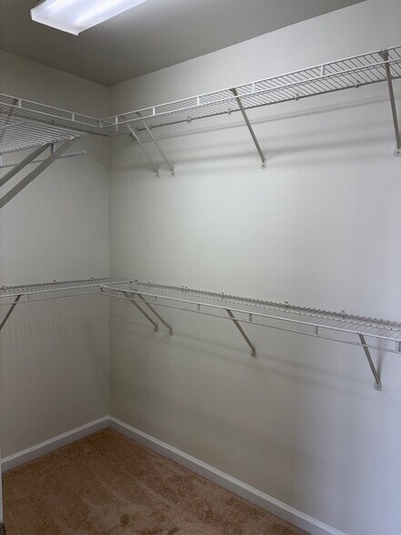 Building Photo - 1408 Steuart St