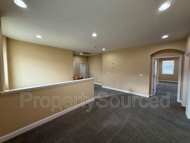 Building Photo - 17808 Daffodil Hill St