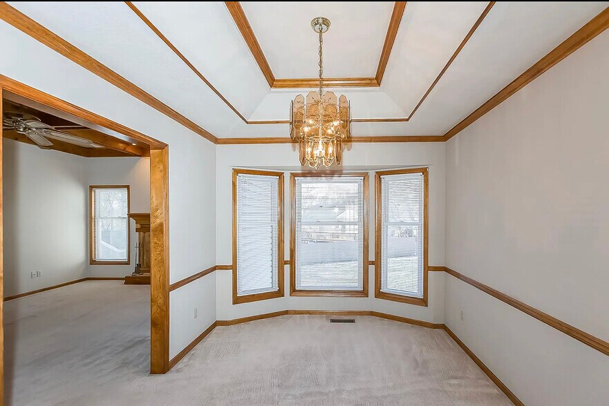 Building Photo - 6215 NW 65th St