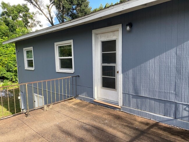 Building Photo - Coming November - Modern, Spacious, & Pet-...