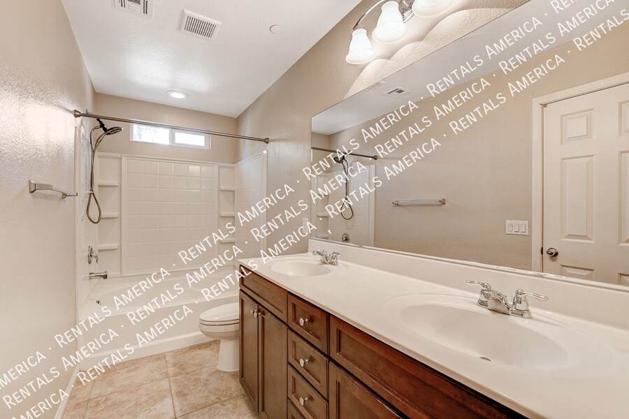 Building Photo - 4650 Ranch House Rd