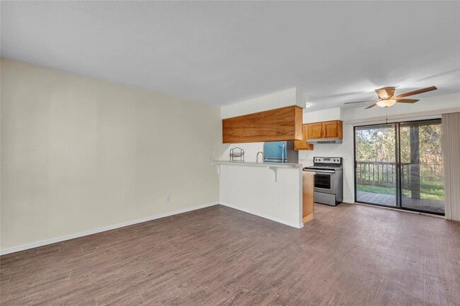 Building Photo - 108 Hillside Cove