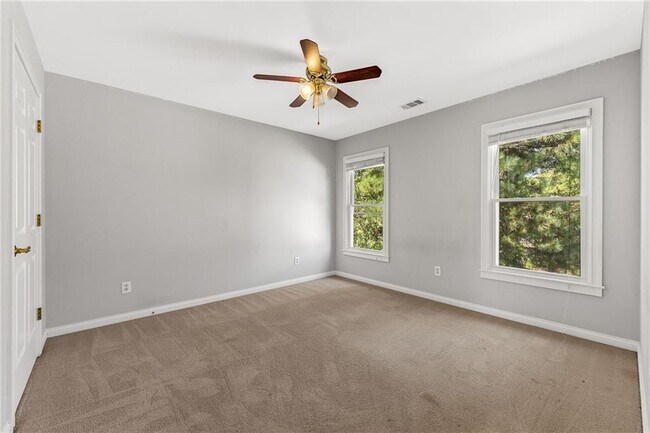 Building Photo - 969 Light House Way