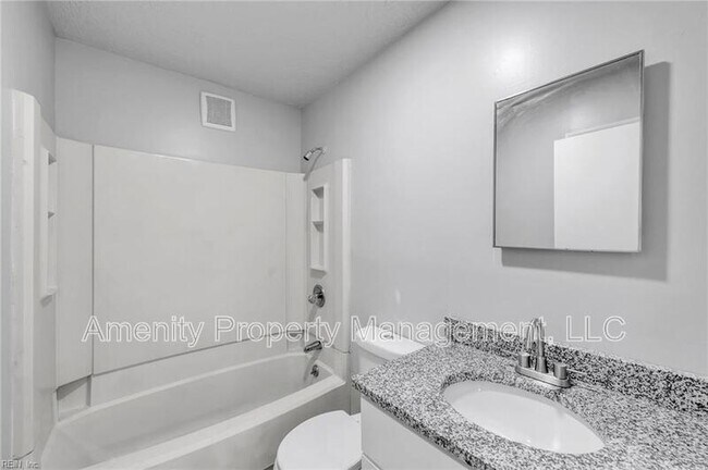 Building Photo - 602 Celey St