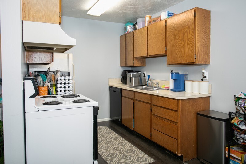Building Photo - 1724 N 1450 W