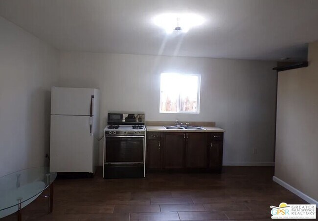 Building Photo - 32407 Sonoma Cir