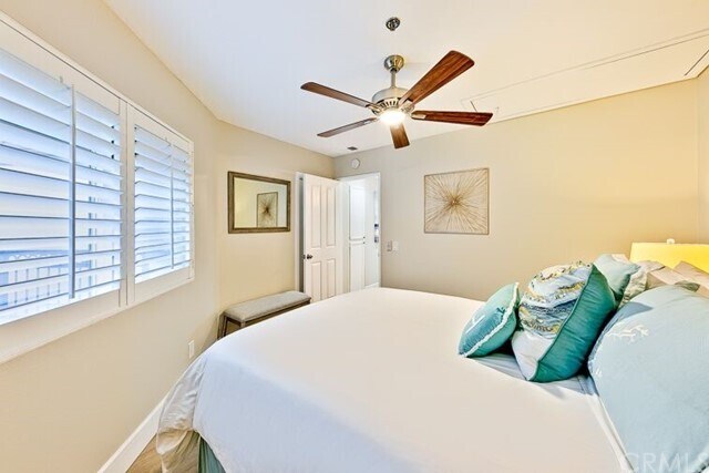 Building Photo - 420 Lake St