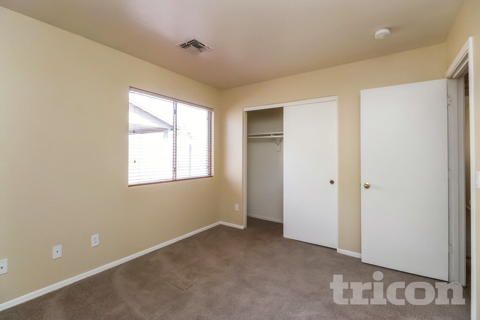 Building Photo - 10410 W Pioneer St