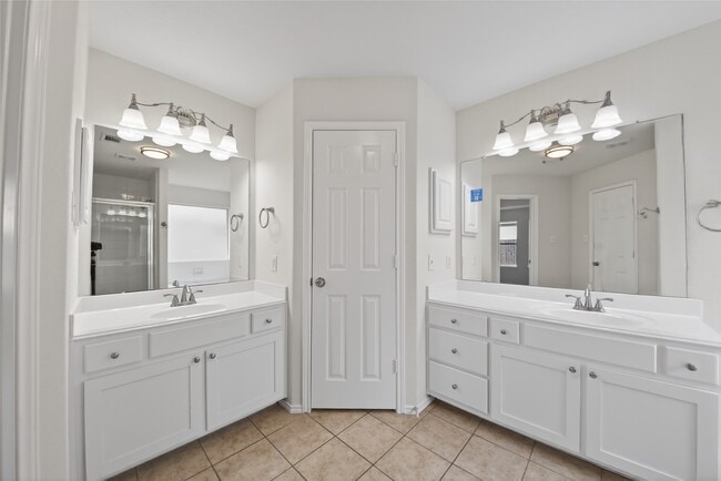 Building Photo - 18810 Appletree Ridge Rd