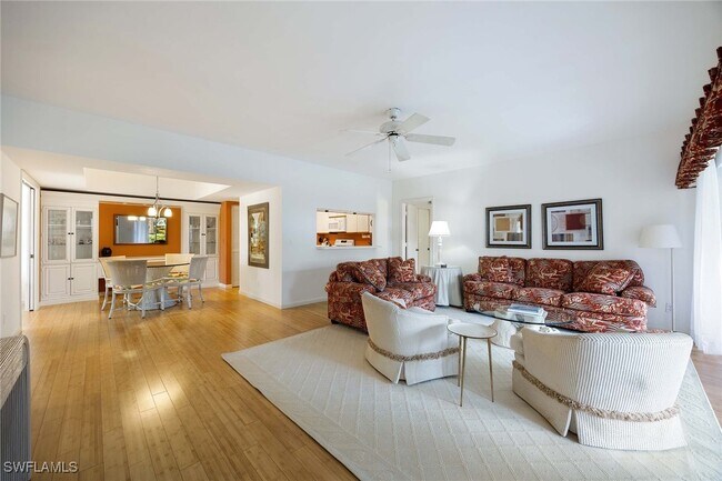 Building Photo - 4251 Lake Forest Dr