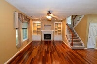 Building Photo - Lakefront home in Grassfield School District