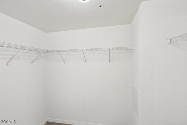 Building Photo - 23580 Walden Center Dr