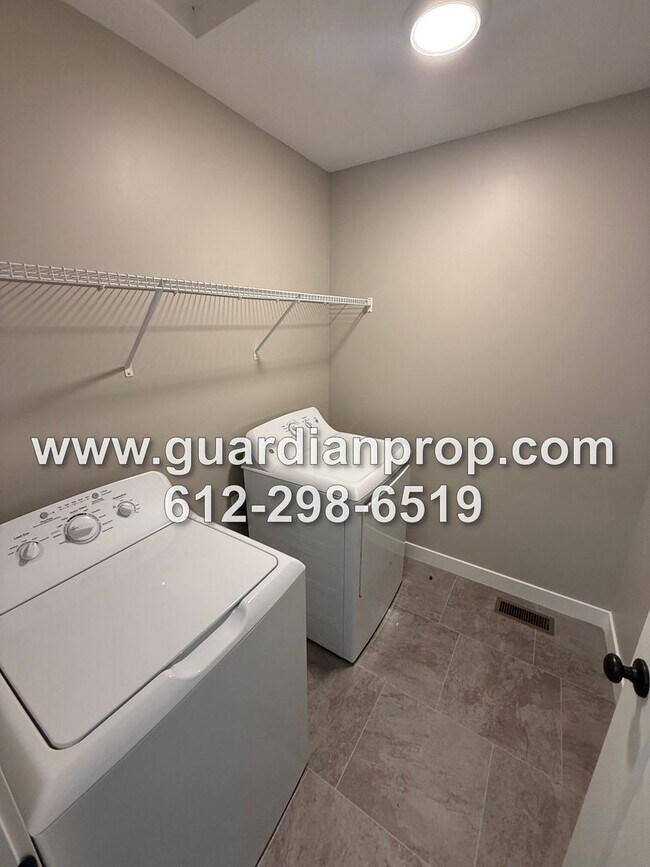 Building Photo - Luxury New Construction Townhouse, End Unit, Lower Family Room w/Walkout, 4 Baths, Loft Area