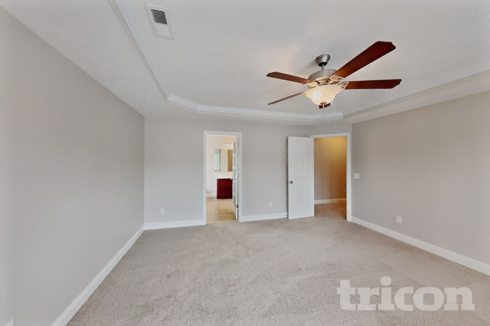 Building Photo - 15 Summerseat Way