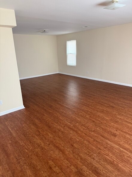 Building Photo - 183 Chancellor Ave