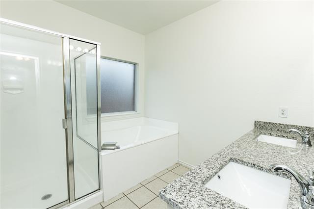 Building Photo - 9901 Bend Ct