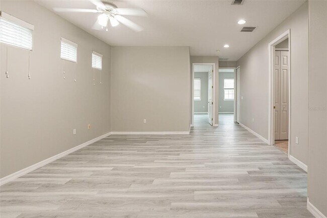 Building Photo - 10114 Willow Grove Ct