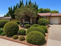 Building Photo - 1527 Temple Heights Dr