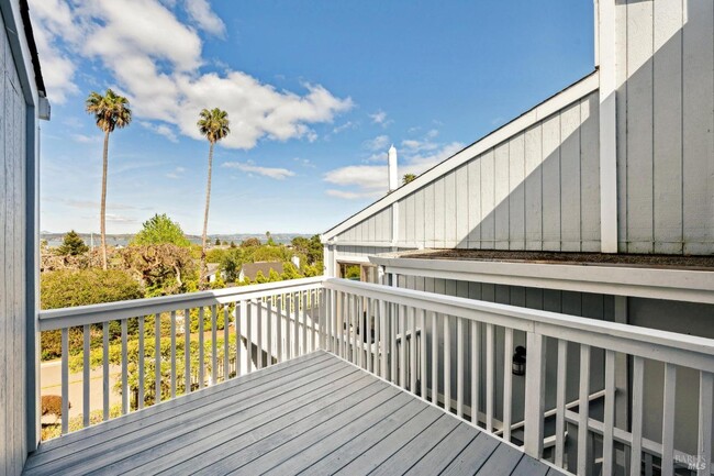 Building Photo - 31 Antilles Way