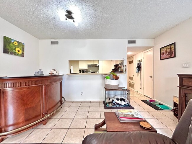 Building Photo - 6031 Old Fredericksburg Rd