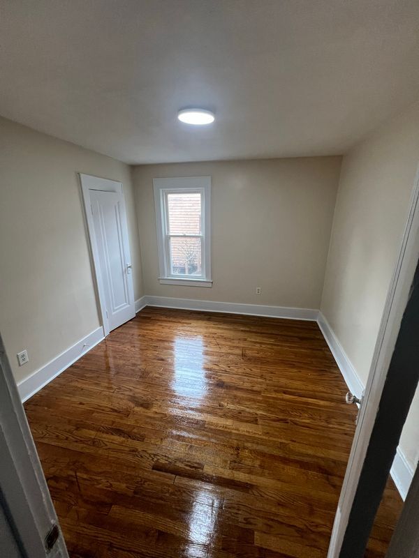 Building Photo - 808 Waverly Pl